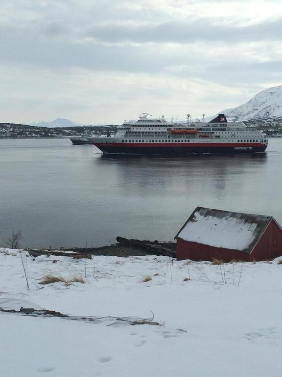 Bustad Larseng Экстерьер фото